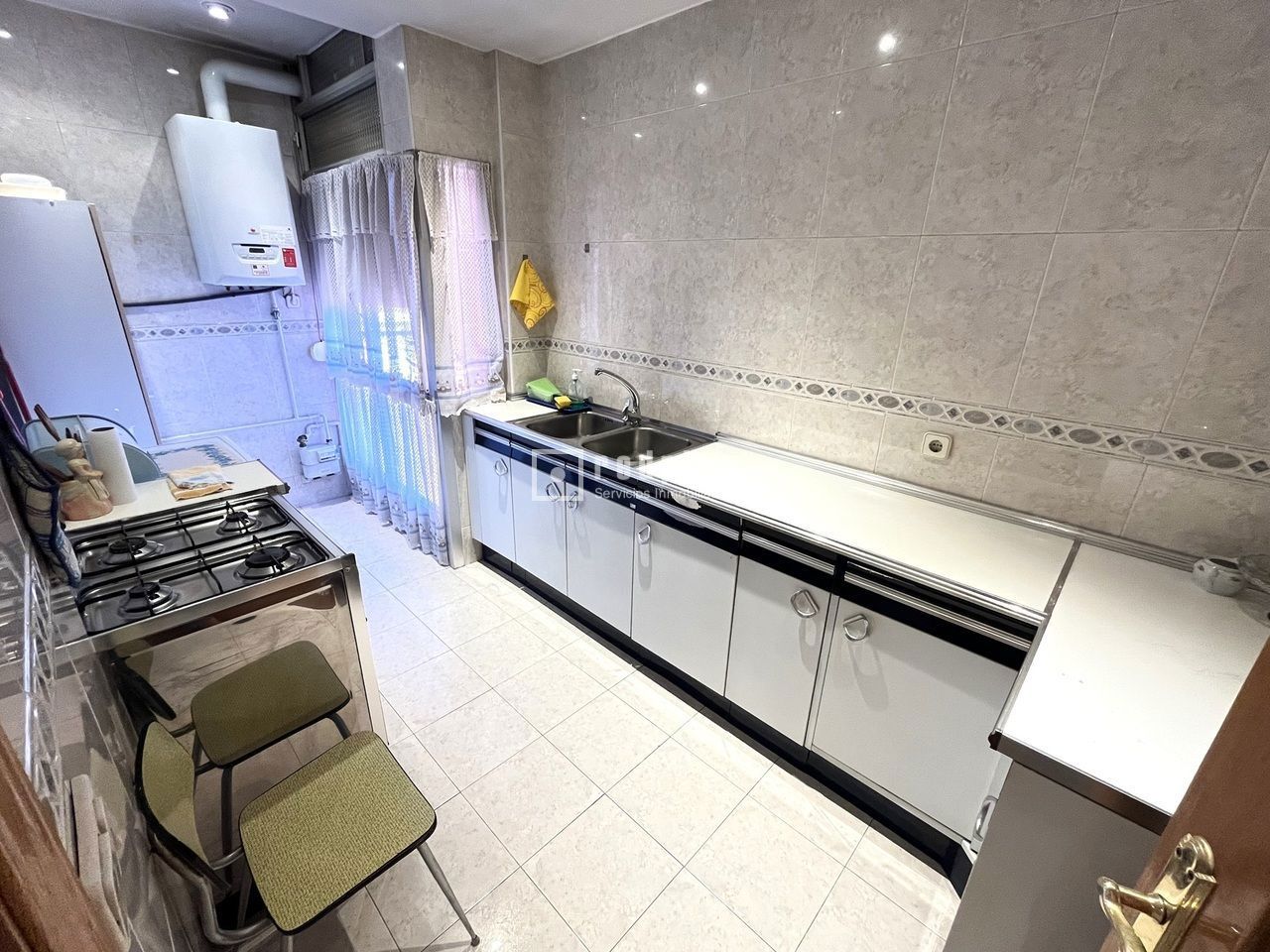 Piso en venta en calle De Rafael Finat, Latina, Madrid 13/15