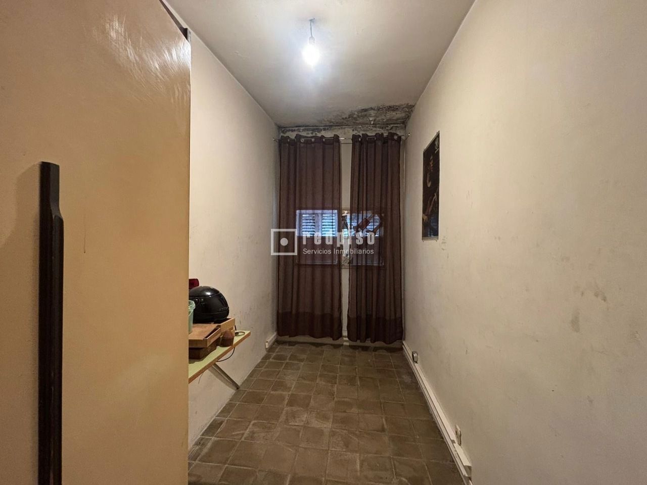 Casa en venta en calle De Membezar, Puente De Vallecas, Madrid 6/12