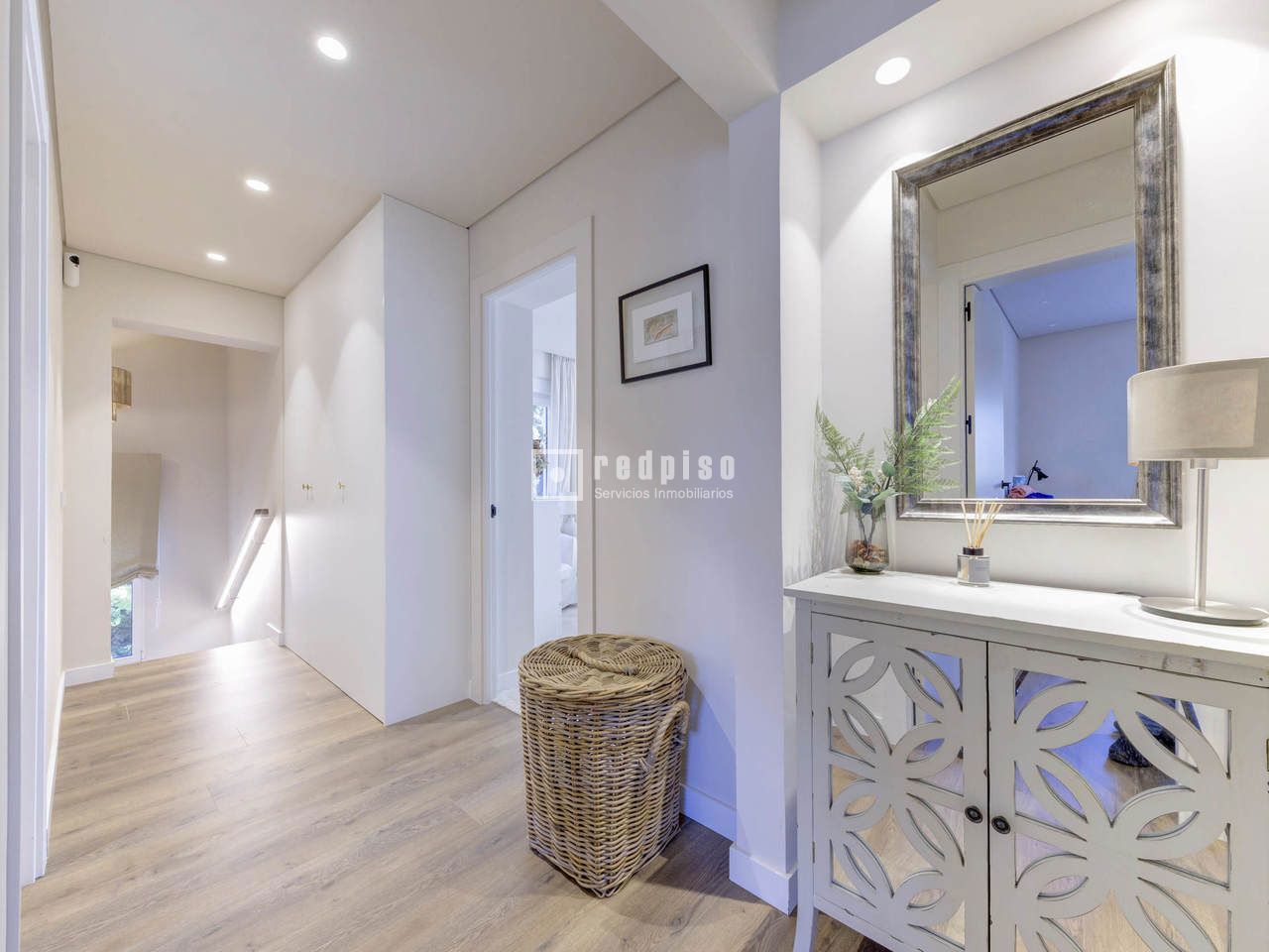 Casa en alquiler en  calle Guadiana, Pozuelo de Alarcón, Madrid  43/62