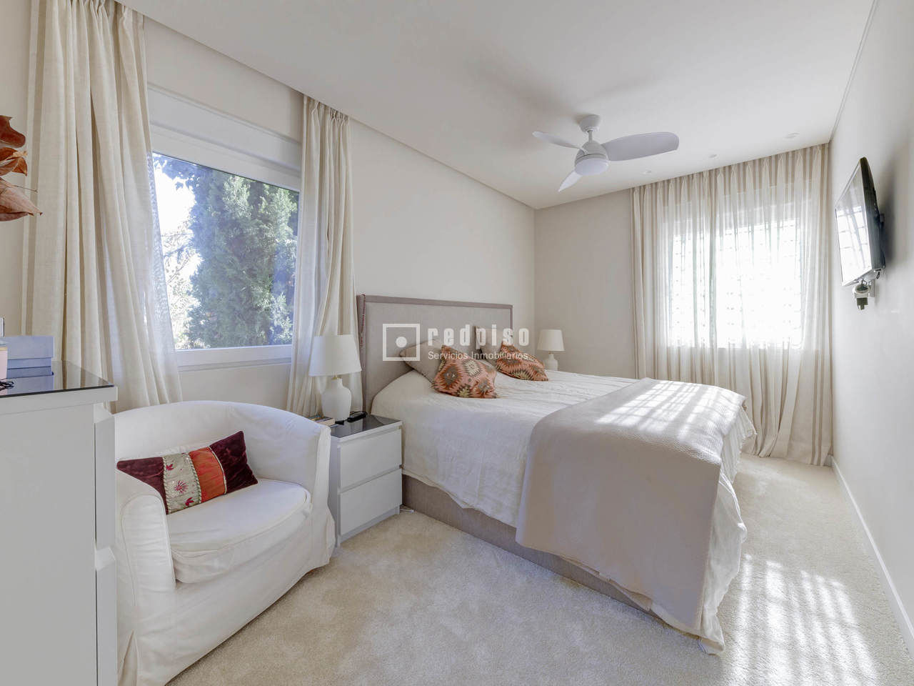 Casa en alquiler en  calle Guadiana, Pozuelo de Alarcón, Madrid  45/62