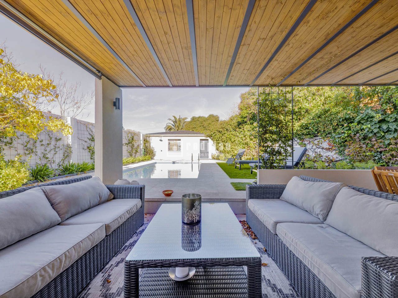 Casa en alquiler en  calle Guadiana, Pozuelo de Alarcón, Madrid  12/62