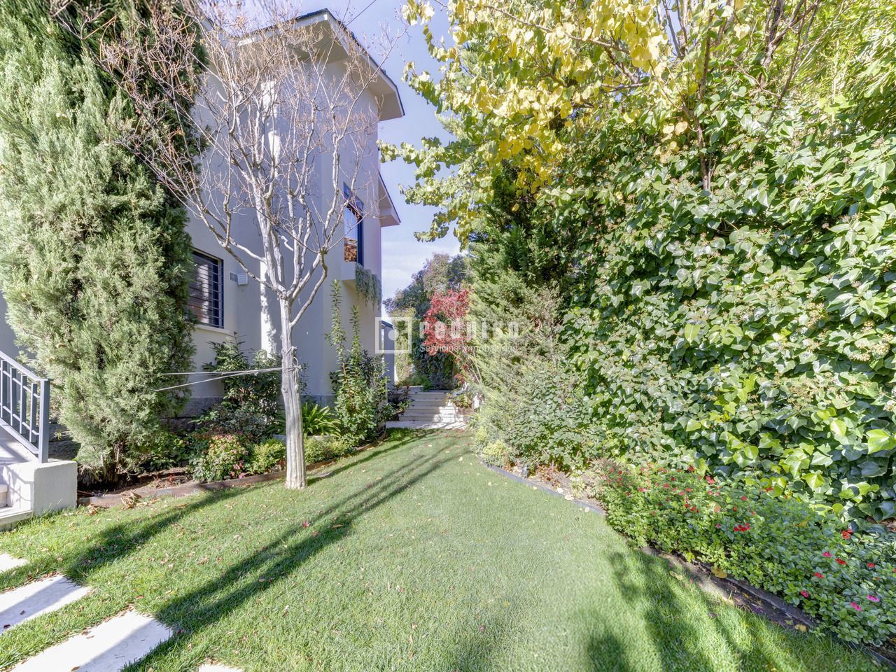 Casa en alquiler en  calle Guadiana, Pozuelo de Alarcón, Madrid  6/62