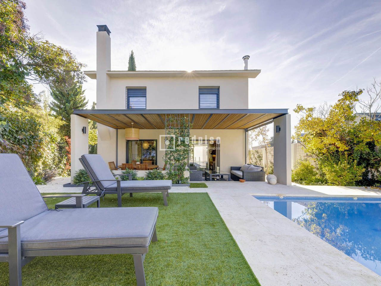 Casa en alquiler en  calle Guadiana, Pozuelo de Alarcón, Madrid  1/62