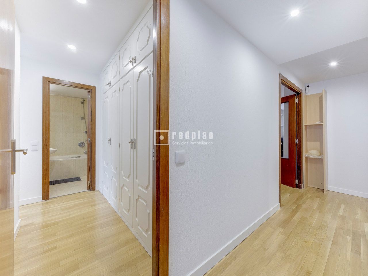 Piso en venta en  Pozuelo de Alarcón, Madrid  40/52