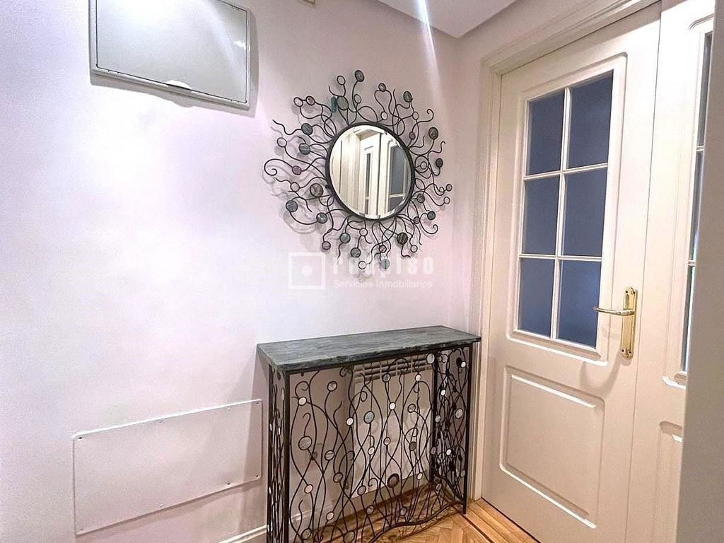 Piso en venta en  calle de Blas de Otero, Coslada, Madrid  6/16