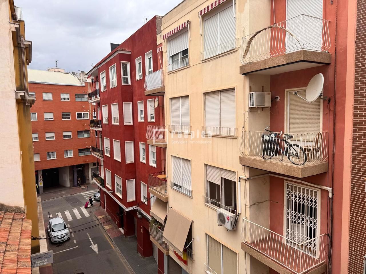 Piso en venta en  calle de Galicia, Murcia  34/41