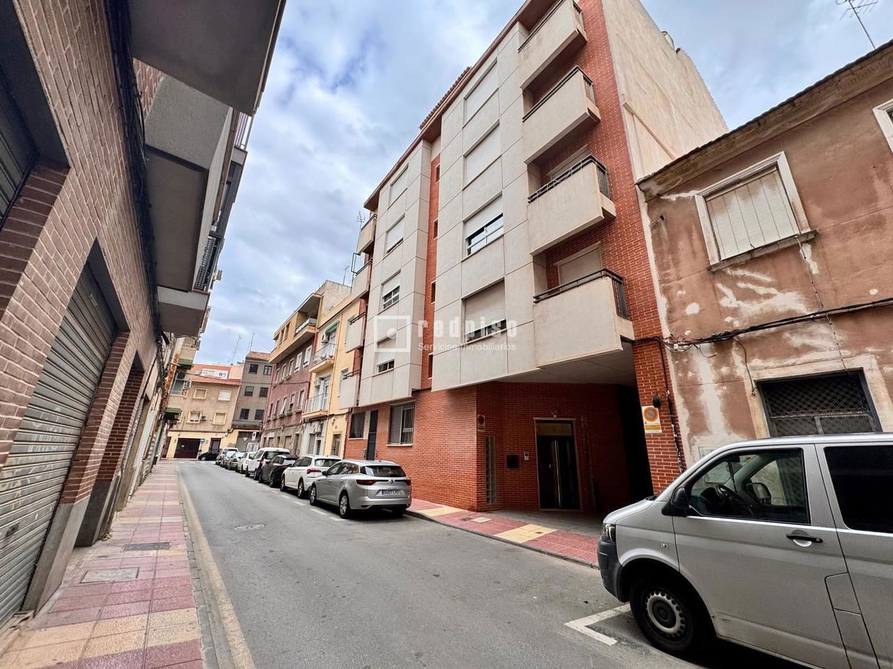 Piso en venta en  calle de Galicia, Murcia  41/41
