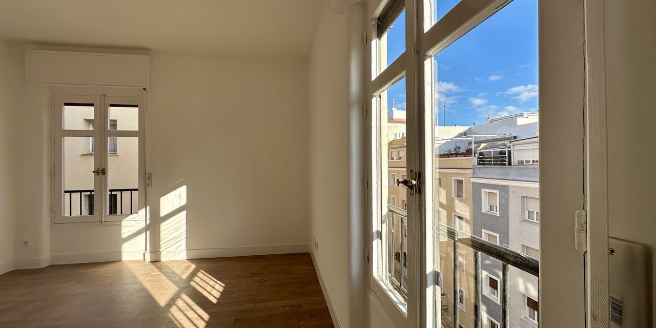 Piso en alquiler en  calle del Alcalde Sainz de Baranda, Madrid  1/1