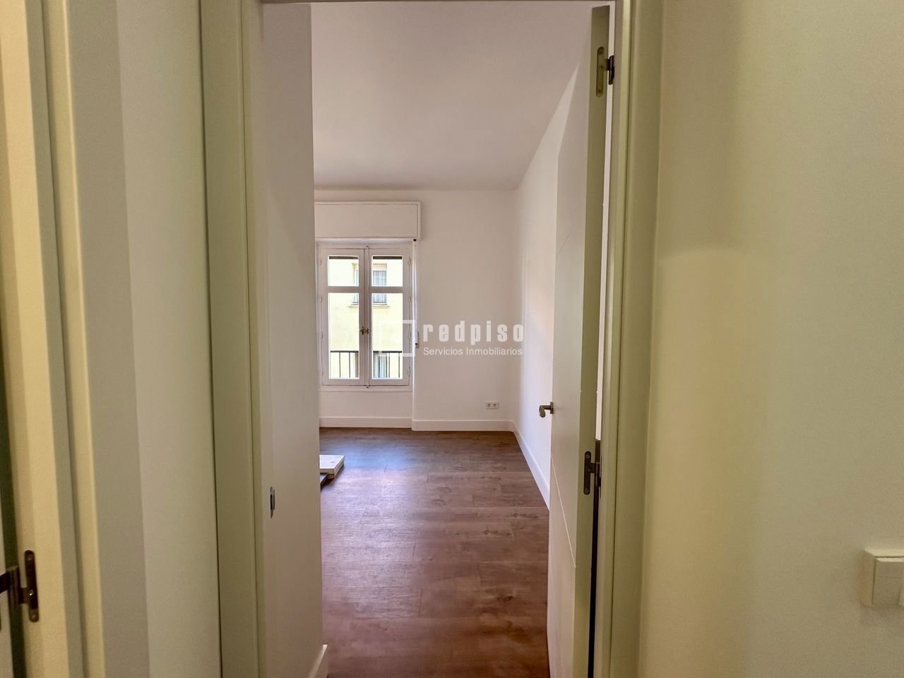 Piso en alquiler en calle Del Alcalde Sainz De Baranda, Madrid, Madrid 26/32