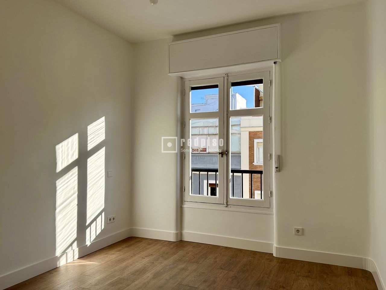 Piso en alquiler en calle Del Alcalde Sainz De Baranda, Madrid, Madrid 12/32