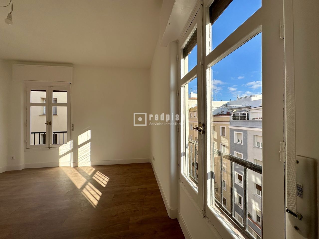 Piso en alquiler en calle Del Alcalde Sainz De Baranda, Madrid, Madrid 7/32