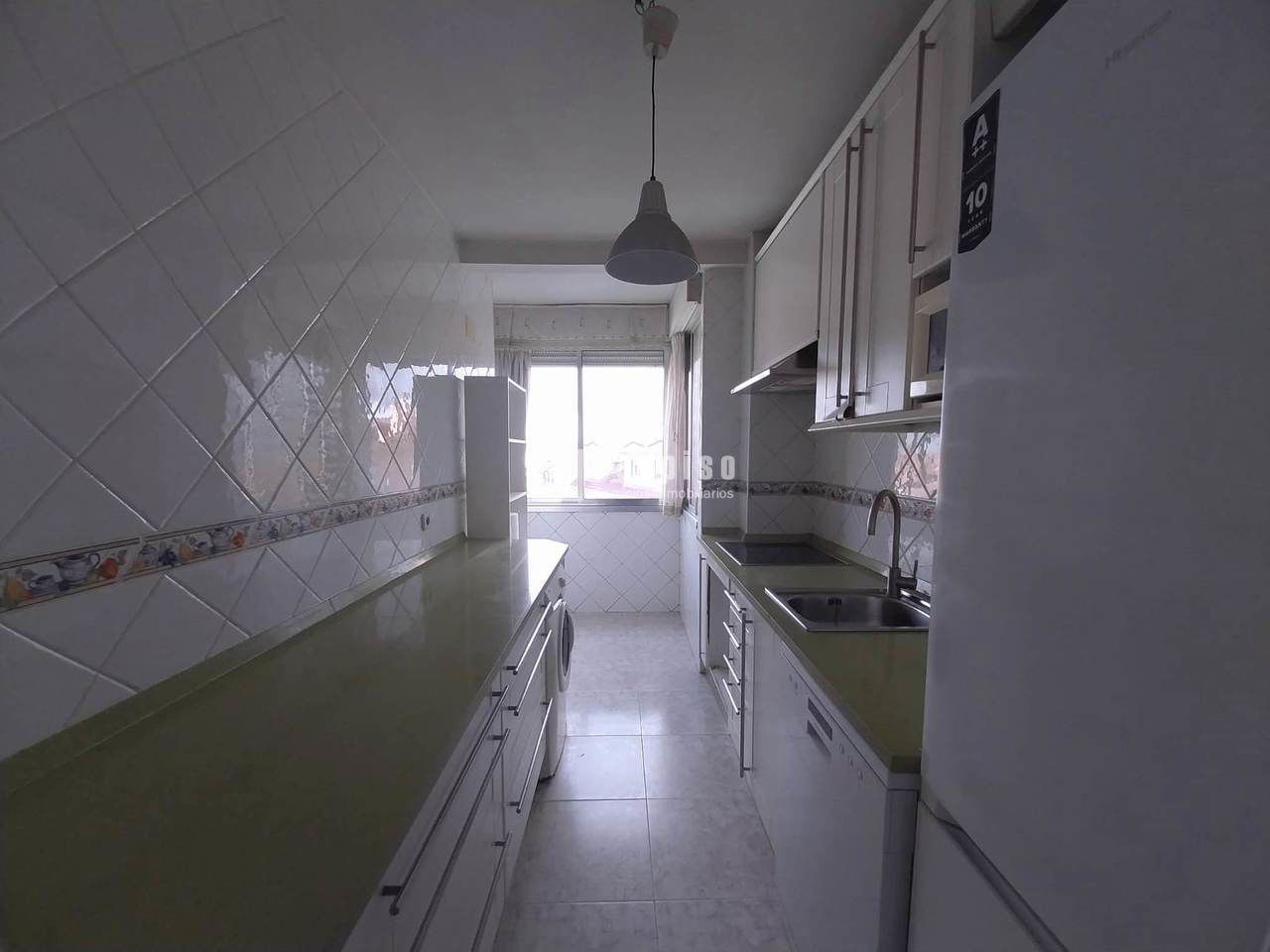 Piso en venta en  calle de los Solares, Coslada, Madrid  7/16