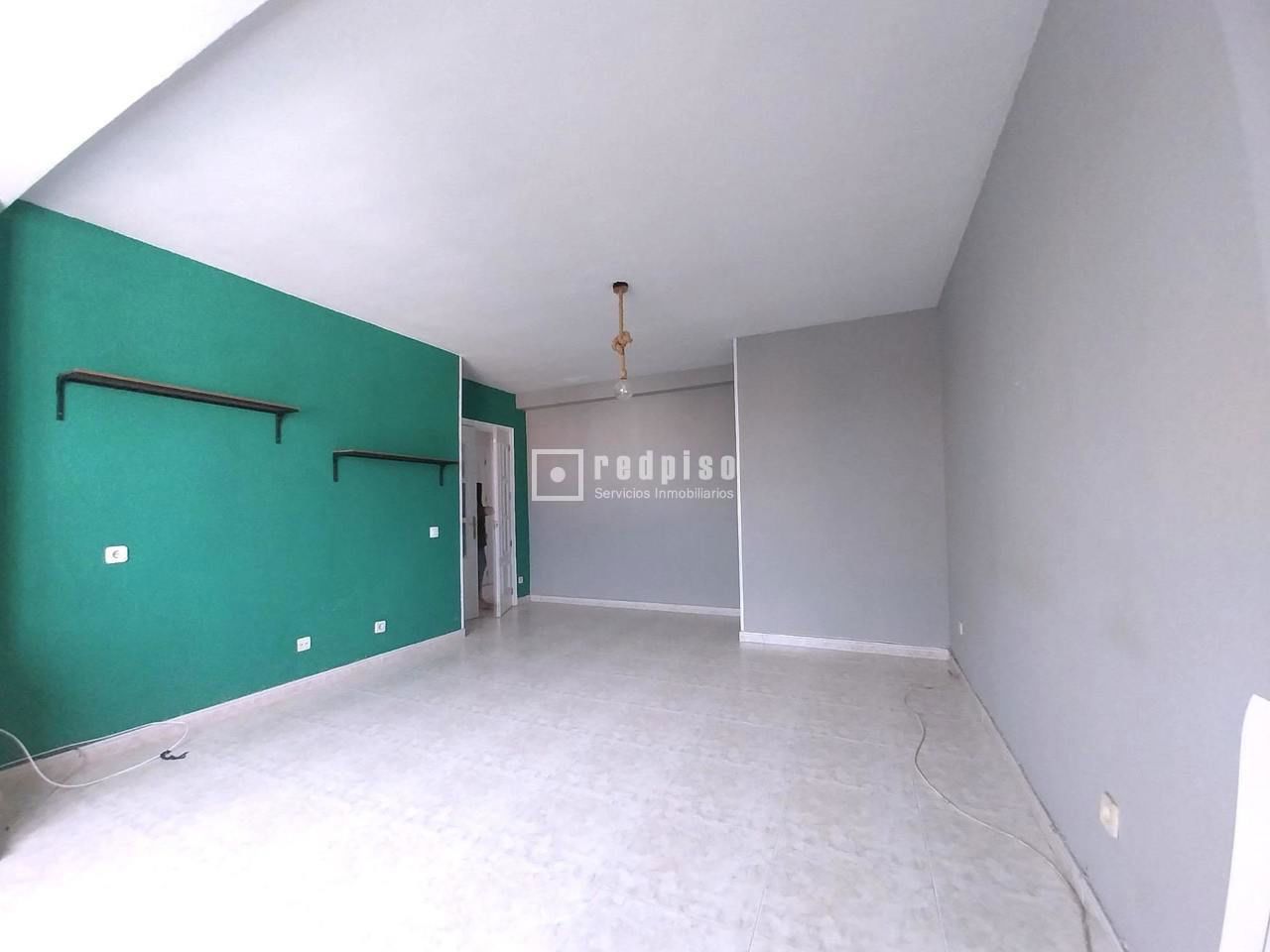 Piso en venta en  calle de los Solares, Coslada, Madrid  4/16