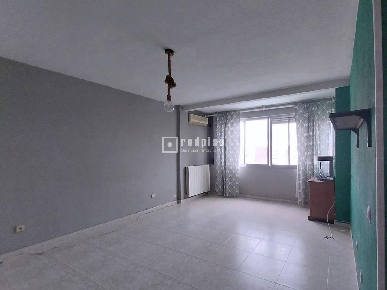 Piso en venta en  calle de los Solares, Coslada, Madrid  3/16