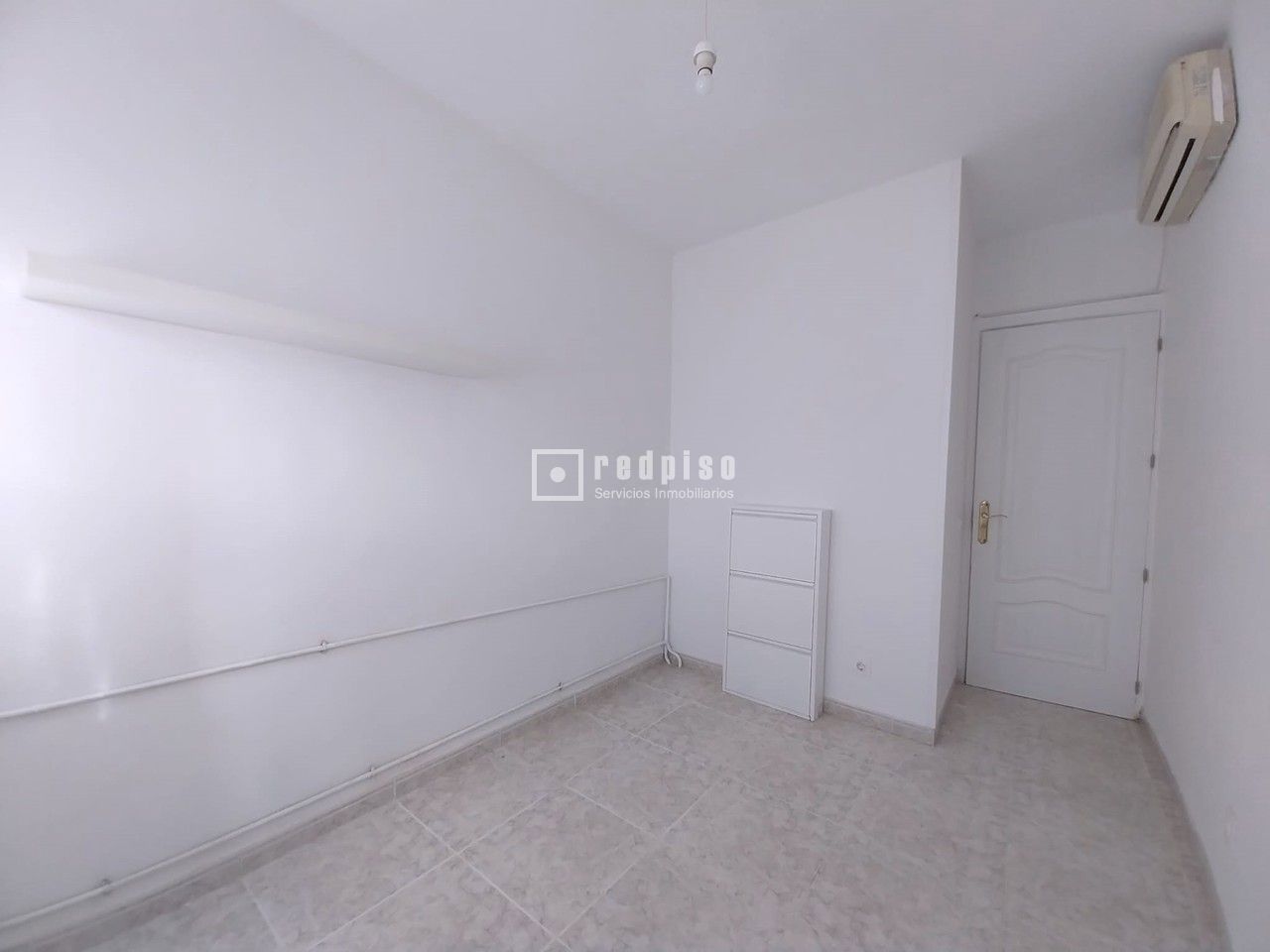 Piso en venta en  calle de los Solares, Coslada, Madrid  8/16