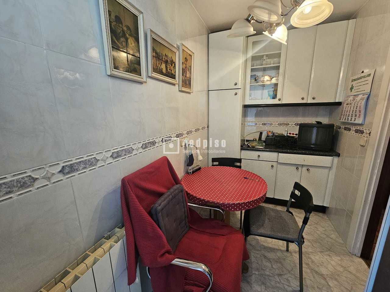 Piso en venta en calle De Oliva De Plasencia, Latina, Madrid 15/16