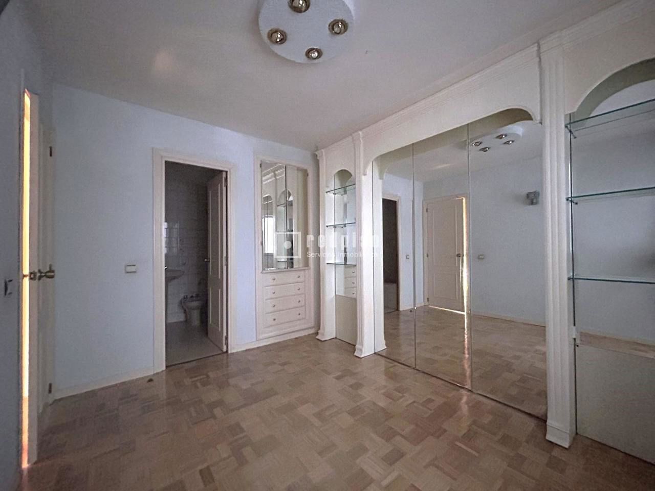 Piso en venta en  calle Vergara, San Fernando de Henares, Madrid  5/13