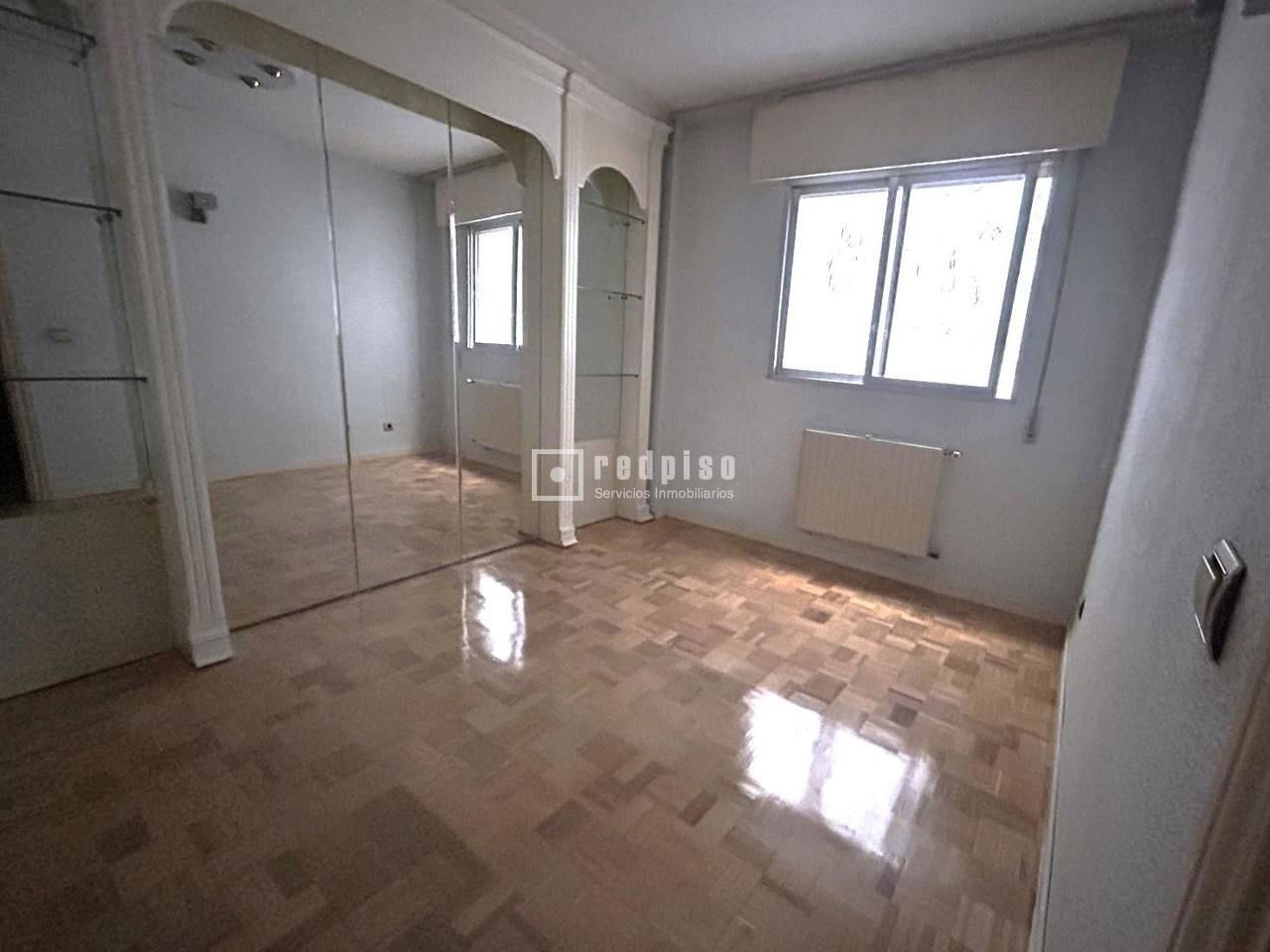 Piso en venta en  calle Vergara, San Fernando de Henares, Madrid  6/13