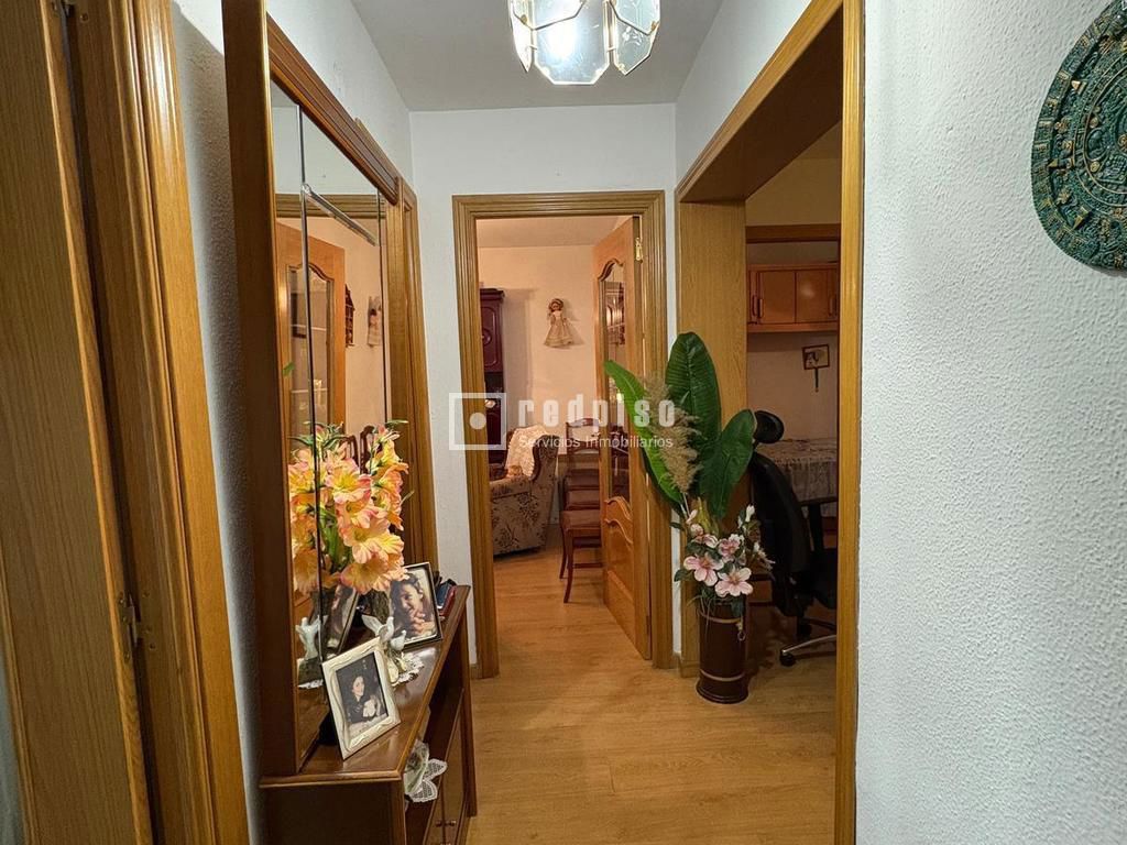 Piso en venta en calle De Benimamet, Villaverde, Madrid 6/12