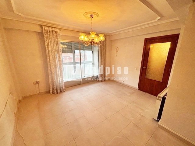 Piso en venta en  calle del Padre Tabernero, Guadalajara  1/1