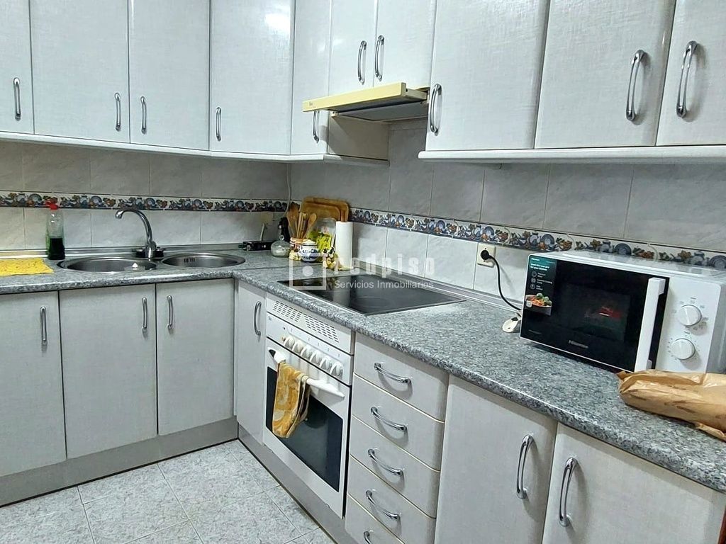 Piso en venta en  Talavera de la Reina, Toledo  10/27