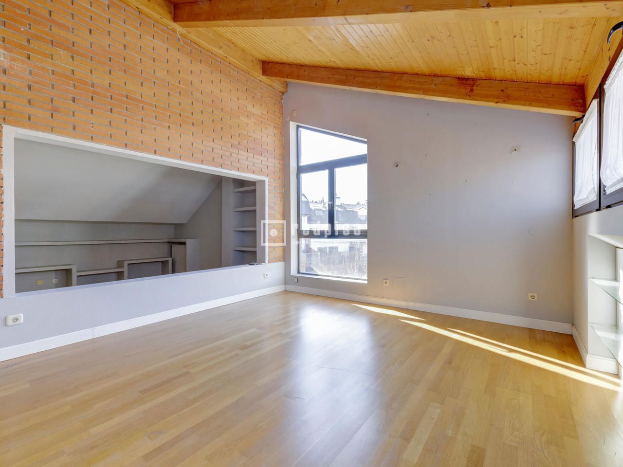 Casa en alquiler en  Pozuelo de Alarcón, Madrid  47/52