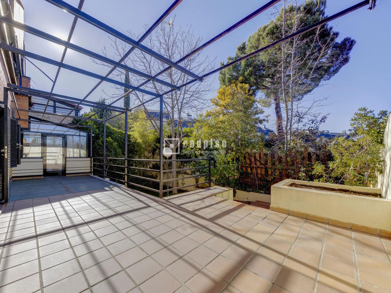 Casa en alquiler en  Pozuelo de Alarcón, Madrid  1/1