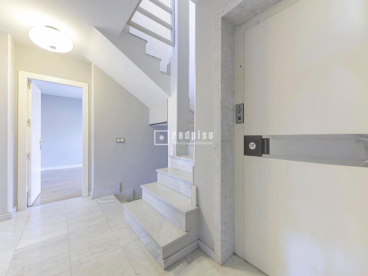 Casa en alquiler en  Pozuelo de Alarcón, Madrid  33/52