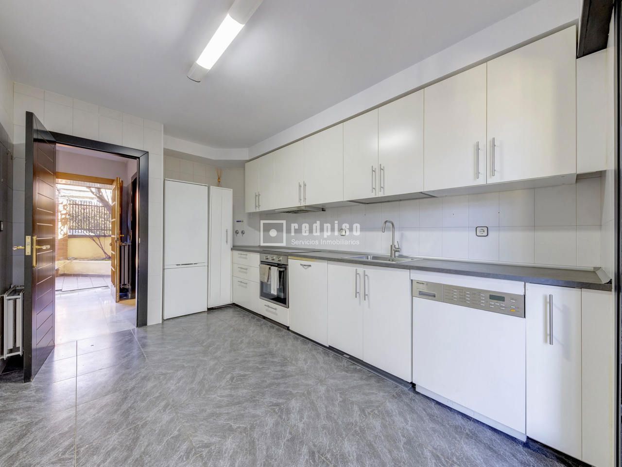 Casa en alquiler en  Pozuelo de Alarcón, Madrid  19/52