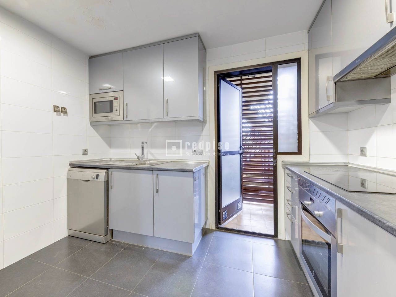 Piso en venta en  Pozuelo de Alarcón, Madrid  23/53