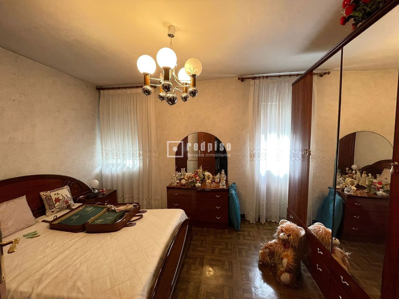 Piso en venta en calle De Burjasot, Villaverde, Madrid 10/15