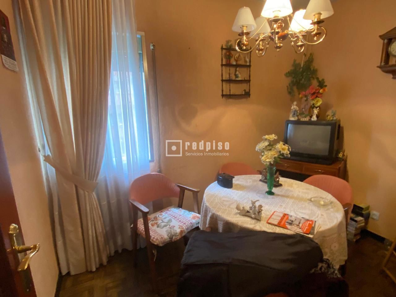 Piso en venta en calle De Burjasot, Villaverde, Madrid 12/15