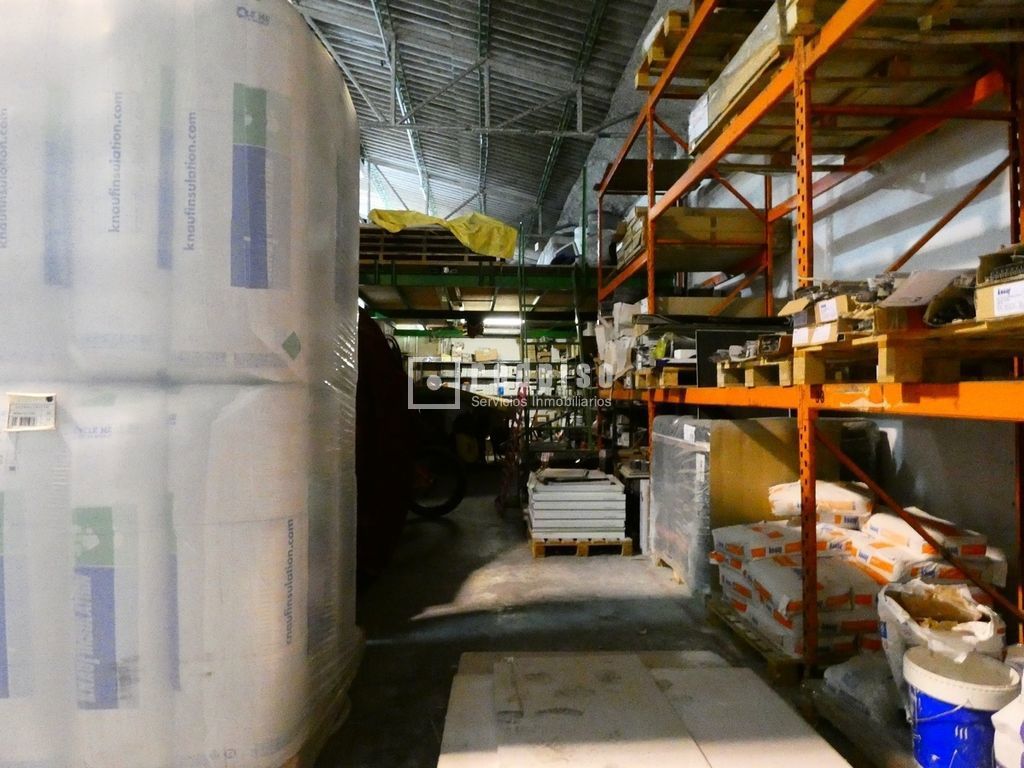 Industrial en venta en  avenida Washington, Cruz de Humilladero, Málaga  8/15