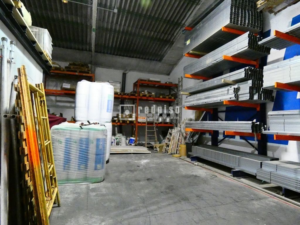 Industrial en venta en  avenida Washington, Cruz de Humilladero, Málaga  6/15