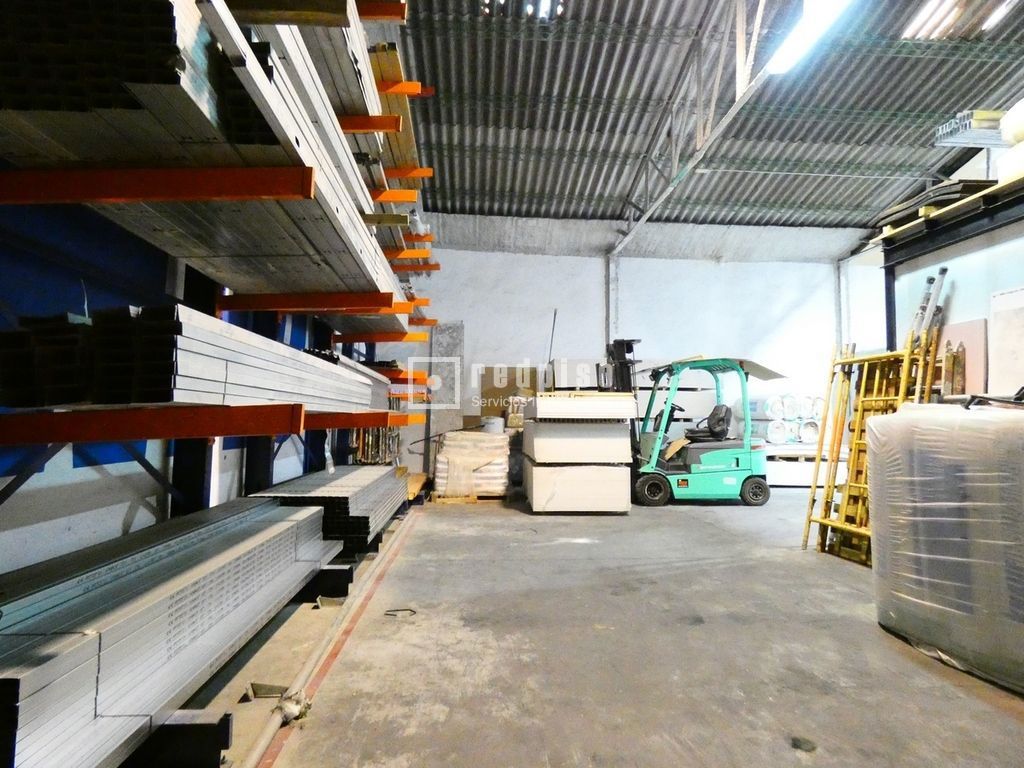 Industrial en venta en  avenida Washington, Cruz de Humilladero, Málaga  9/15