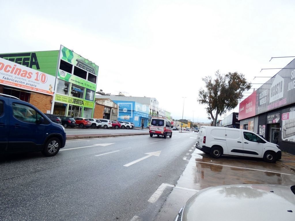 Industrial en venta en  avenida Washington, Cruz de Humilladero, Málaga  11/15
