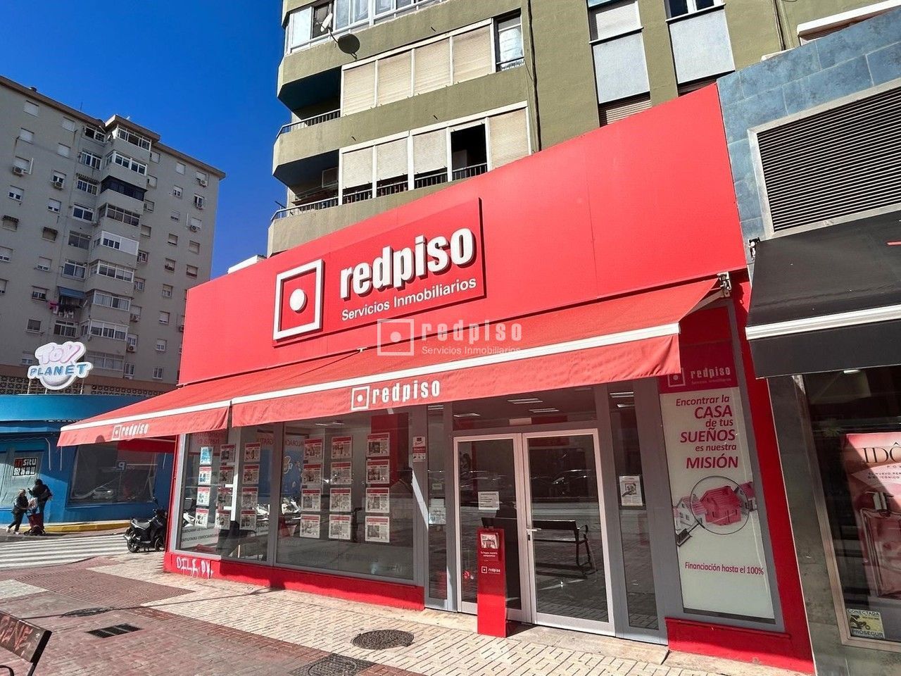 Industrial en venta en  avenida Washington, Cruz de Humilladero, Málaga  13/15