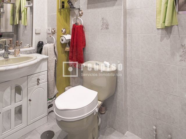 Piso en venta en  calle Baleares, Móstoles, Madrid  21/31