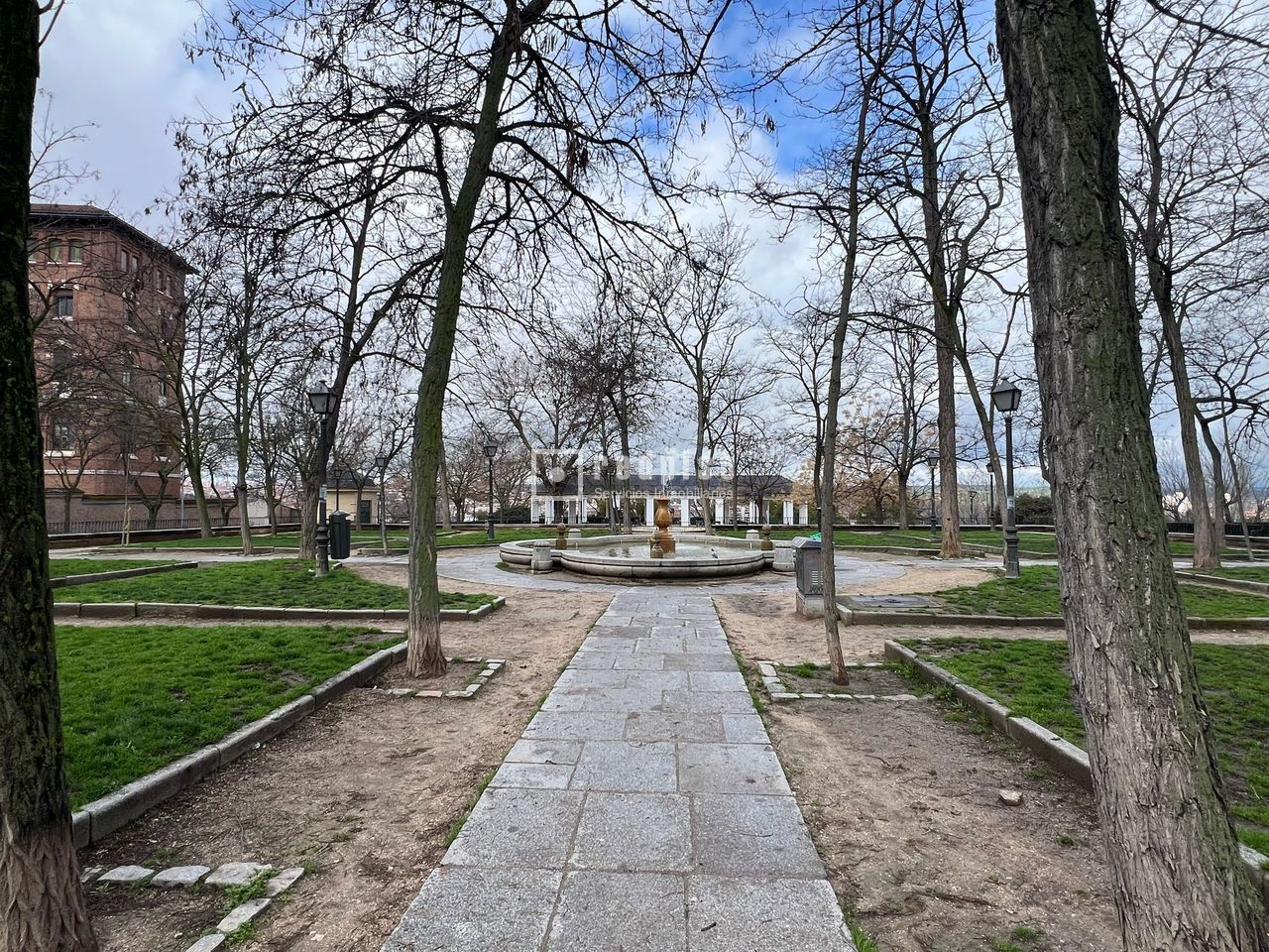 Piso en venta en calle De Los Mancebos, Centro, Madrid 18/20