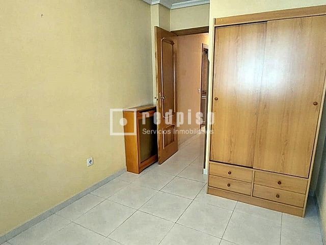Piso en venta en  avenida de Juan Carlos I, Talavera de la Reina, Toledo  15/25