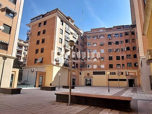 Piso en venta en  avenida de Juan Carlos I, Talavera de la Reina, Toledo  22/25