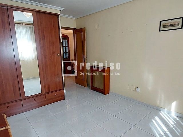 Piso en venta en  avenida de Juan Carlos I, Talavera de la Reina, Toledo  13/25