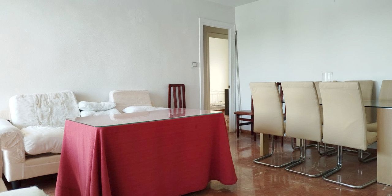 Piso en alquiler en  calle de San Vicente de Paúl, Sevilla  1/36