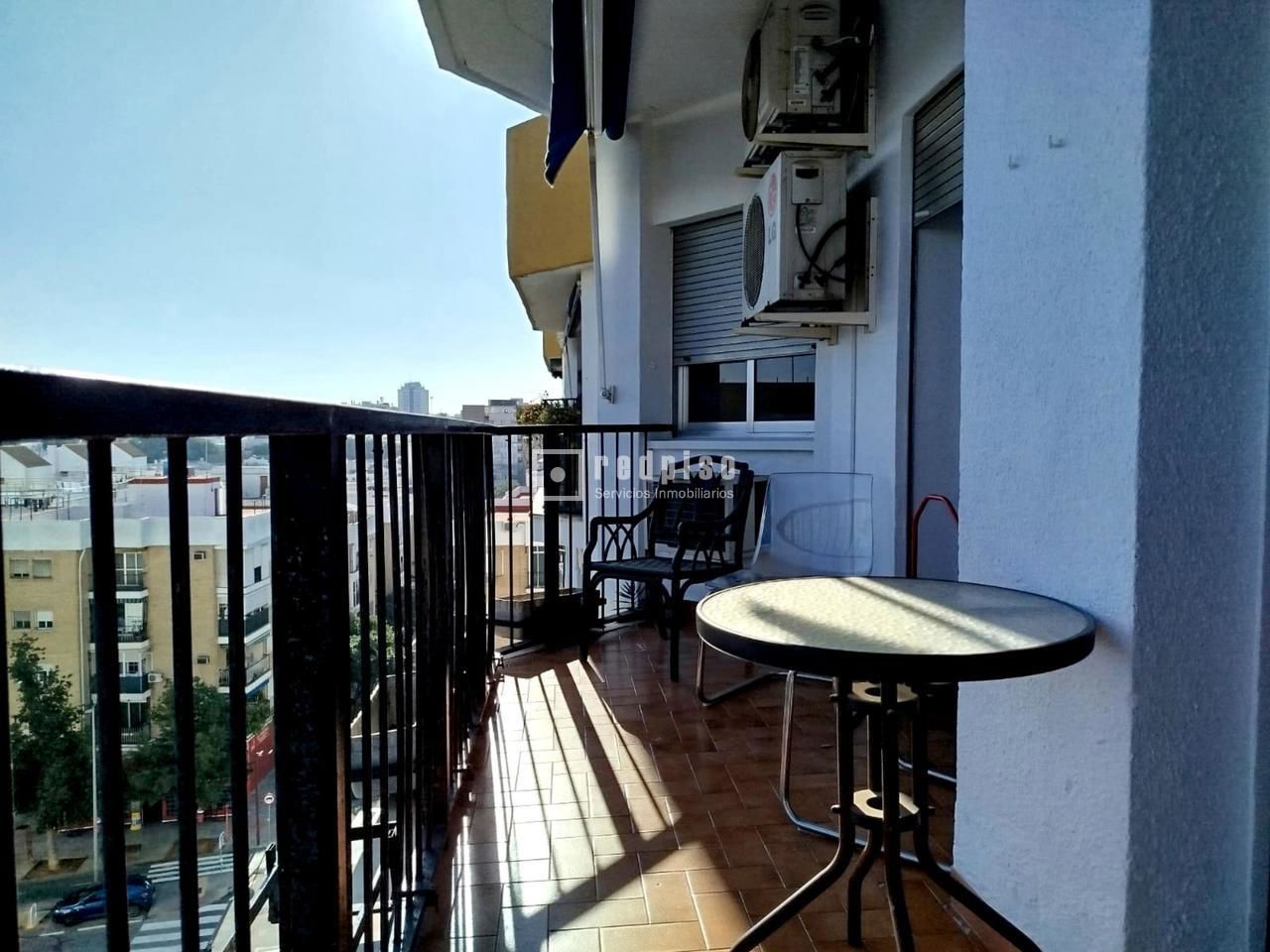 Piso en alquiler en  calle de San Vicente de Paúl, Sevilla  34/36