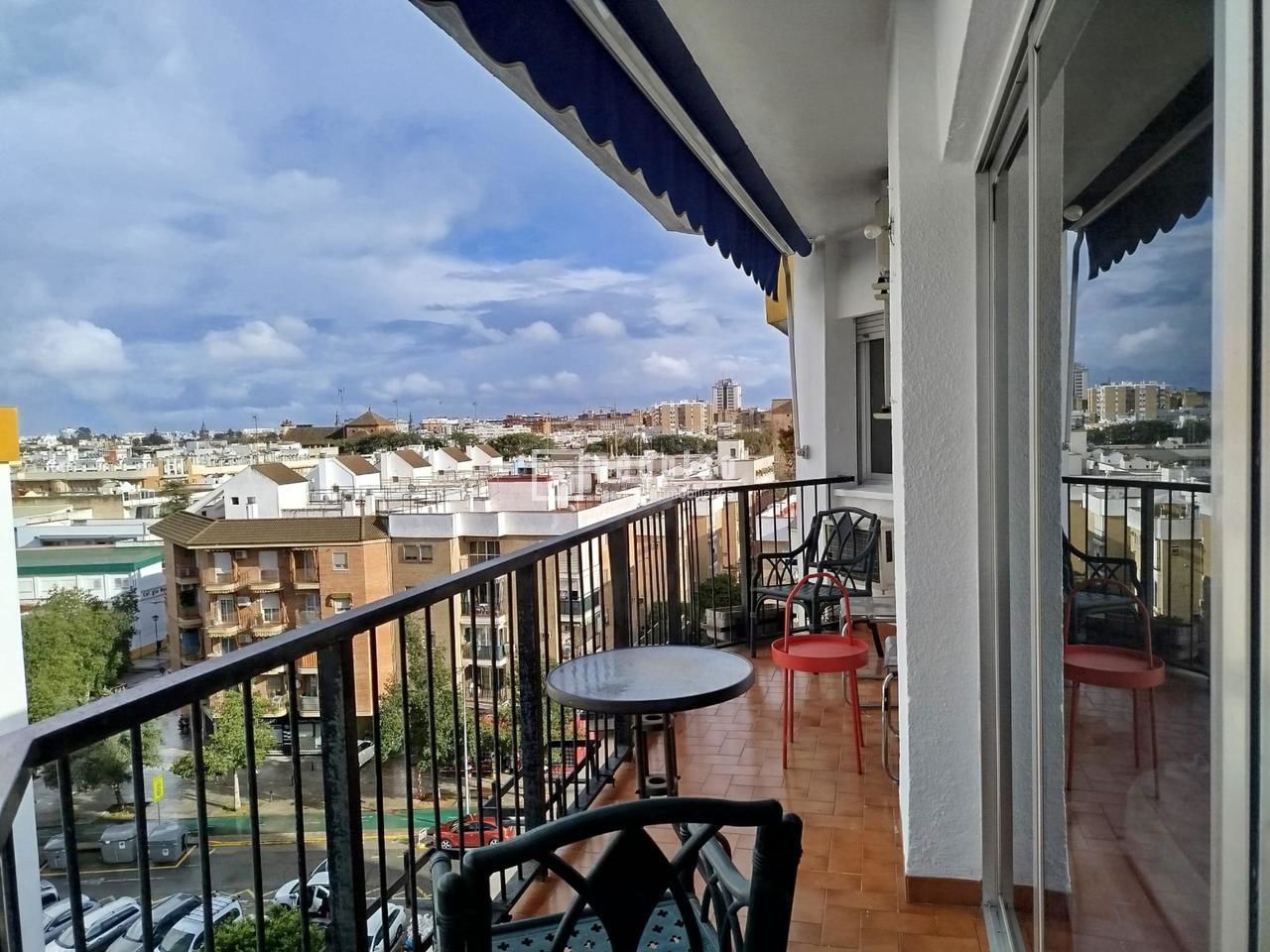 Piso en alquiler en  calle de San Vicente de Paúl, Sevilla  9/36