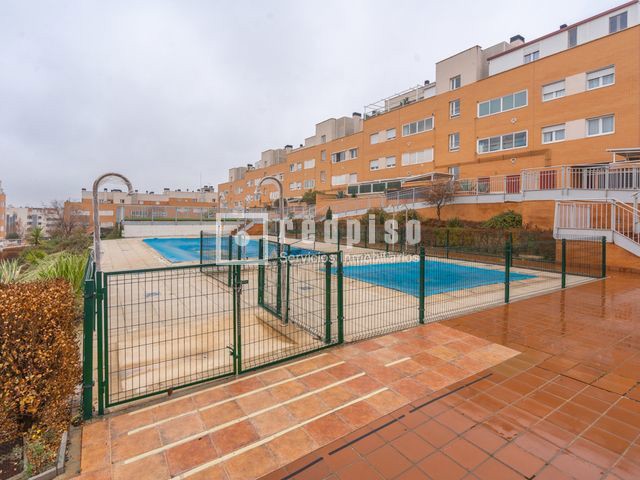 Piso en venta en  calle de Marbella, Arroyomolinos, Madrid  1/1
