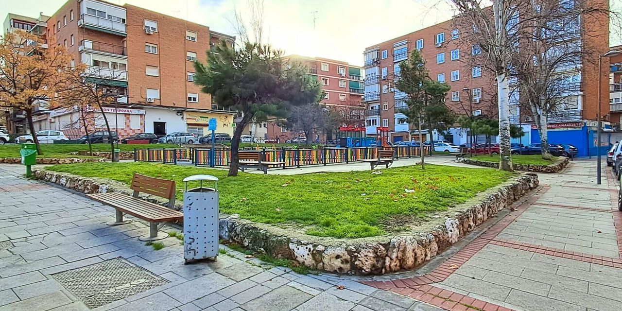 Local en venta en  avenida de Portugal, Alcorcón, Madrid  1/8