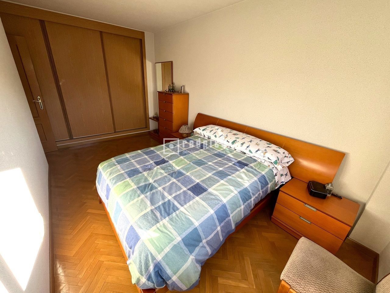 Piso en venta en calle De Navia, Latina, Madrid 8/29