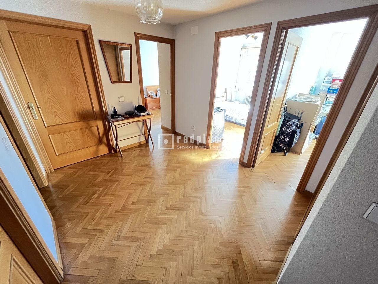 Piso en venta en calle De Navia, Latina, Madrid 20/29