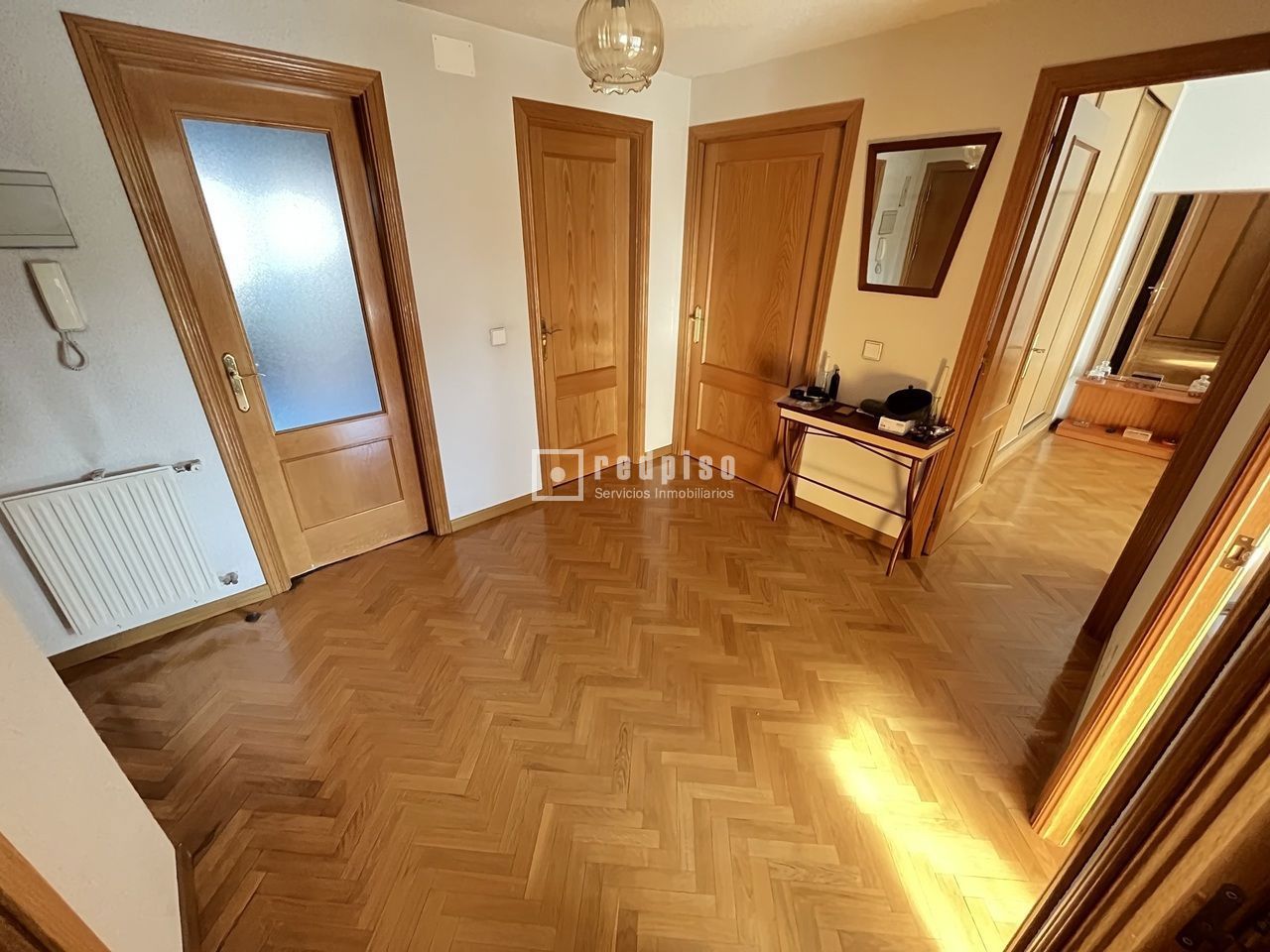 Piso en venta en calle De Navia, Latina, Madrid 19/29